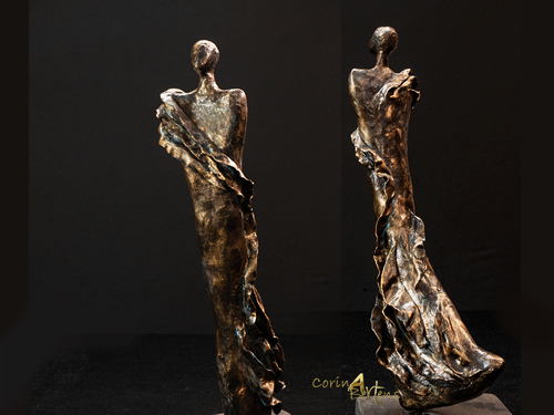 sculptuur lady in brons